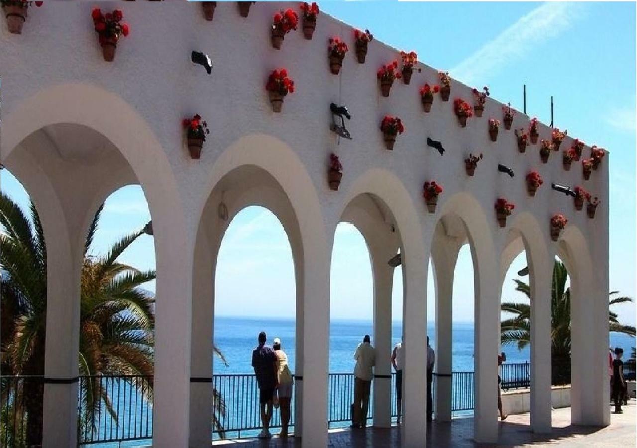 Apartamento Steffi - Centro De Nerja Apartment Exterior photo